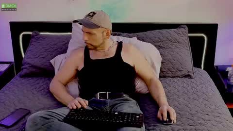 VersPig7 online show from February 2025 09:05:02 PM