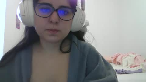 veruca99 online show from November 2025 12:18:01 PM