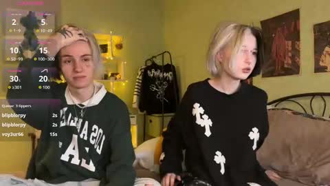 veryraretwins online show from November 2025 10:26:01 PM