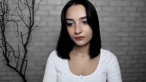 Ana online show from January 2025 04:19:01 PM