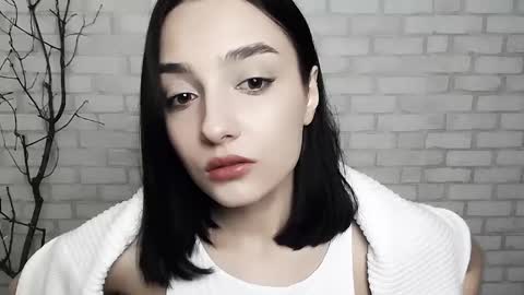 Ana online show from February 2025 07:01:02 AM