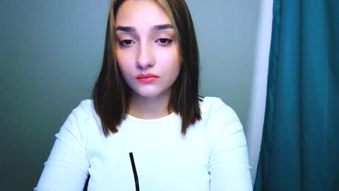 Ana online show from November 2025 01:17:02 PM