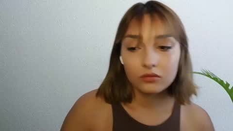 Snapshot of veryveryshygirl chatting on June 2026 10:54:02 AM Ana online show from June 2026 10:54:02 AM