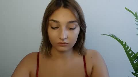 Snapshot of veryveryshygirl chatting on July 2026 11:45:02 AM Ana online show from July 2026 11:45:02 AM