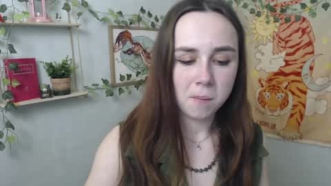 Snapshot of veryveryvery_shy chatting on April 2026 05:47:01 PM veryveryvery_shy online show from April 2026 05:47:01 PM
