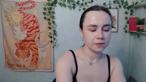 Snapshot of veryveryvery_shy chatting on June 2026 05:50:02 AM veryveryvery_shy online show from June 2026 05:50:02 AM