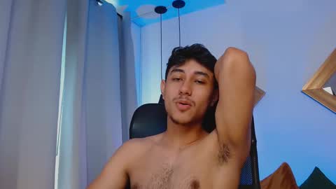 Vezx online show from March 2026 06:53:01 PM