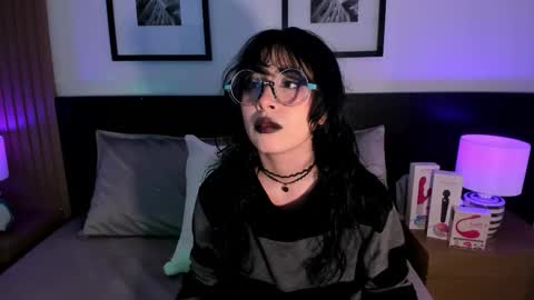 Snapshot of vi_anaya chatting on February 2026 11:42:02 AM Anaya online show from February 2026 11:42:02 AM