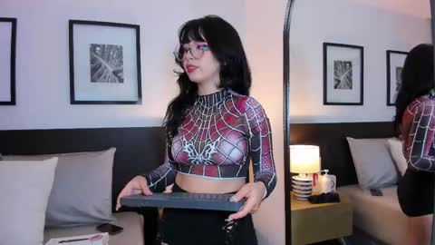 Snapshot of vi_anaya chatting on February 2026 12:01:01 PM Anaya online show from February 2026 12:01:01 PM