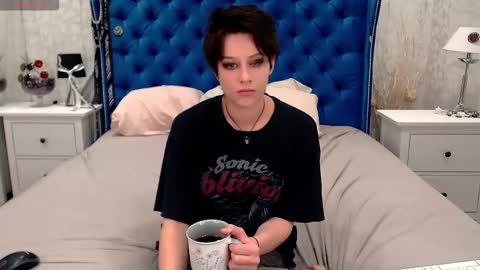 Via online show from December 2025 04:21:01 AM