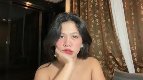 via_olala online show from April 2026 12:36:01 PM