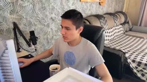 vialeras online show from February 2025 06:49:02 AM