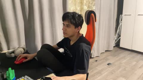 vialeras online show from February 2026 06:01:02 PM