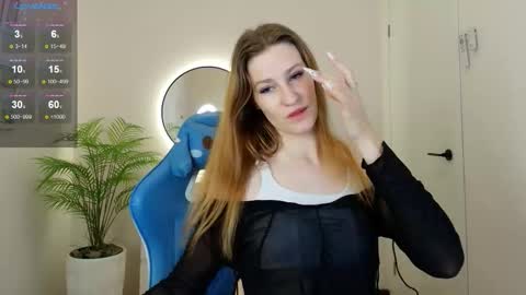 viamltdreamer online show from October 2025 02:12:01 AM