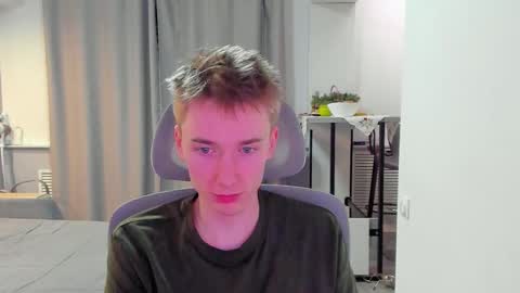 vibemygirl online show from January 2026 02:20:01 PM