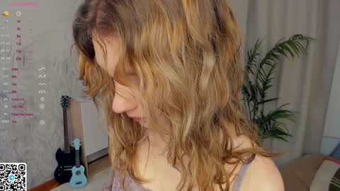 Mikky online show from December 2024 08:44:02 PM