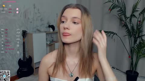 Mikky online show from December 2024 08:25:02 PM