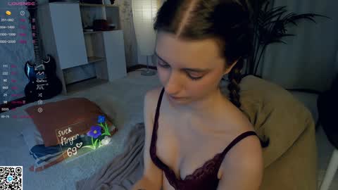 Mikky online show from January 2025 11:38:01 PM