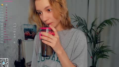 Mikky online show from January 2025 08:15:02 PM