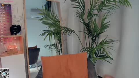 Mikky online show from February 2025 11:10:02 AM