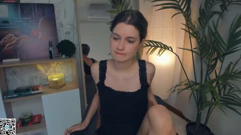 Mikky online show from February 2025 10:27:02 AM