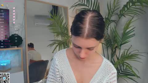 Mikky online show from February 2025 03:47:01 PM