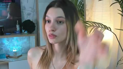 Mikky online show from March 2025 02:51:02 PM