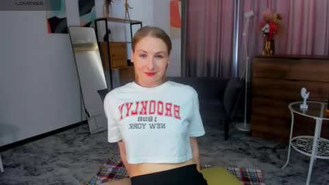 Mikky online show from October 2025 07:17:02 AM