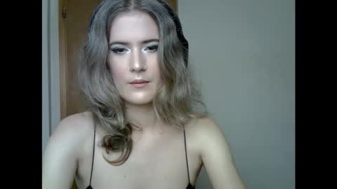 Sexy online show from September 2025 07:34:01 AM