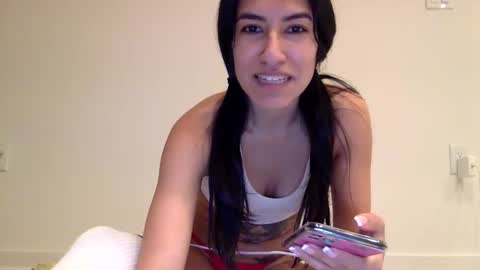 Snapshot of vibingwithchloe chatting on December 2024 07:08:01 AM chloe online show from December 2024 07:08:01 AM