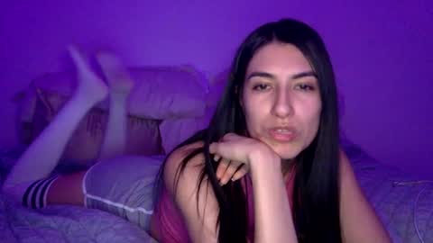 Snapshot of vibingwithchloe chatting on January 2025 04:41:01 AM chloe online show from January 2025 04:41:01 AM