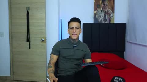 Victor cardenas online show from December 2024 11:40:02 PM