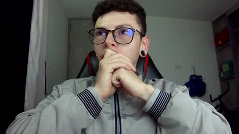 Snapshot of vicent_brais chatting on December 2024 09:40:02 AM Vicent Brais online show from December 2024 09:40:02 AM