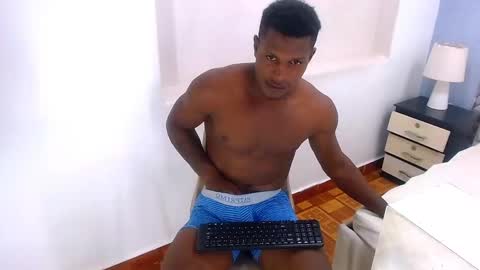 Vicent  online show from December 2024 07:45:01 PM