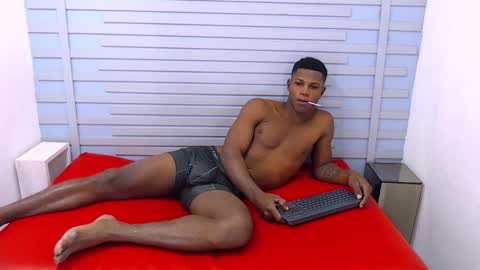 Vicent  online show from December 2024 07:15:02 PM