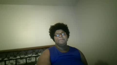 Snapshot of vickiryder56 chatting on July 2026 02:25:02 AM vickiryder56 online show from July 2026 02:25:02 AM