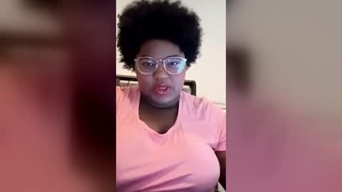 Snapshot of vickiryder56 chatting on August 2026 01:46:02 PM vickiryder56 online show from August 2026 01:46:02 PM