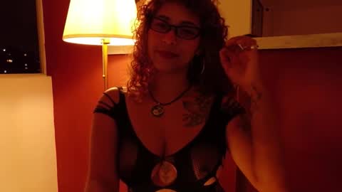 Vicky  online show from November 2025 02:11:02 AM