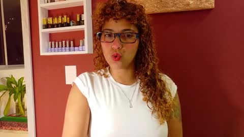 Vicky  online show from November 2025 03:06:01 AM