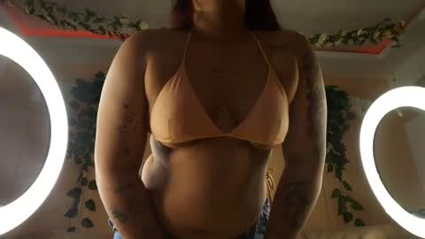 VICKY  online show from April 2026 09:39:33 PM