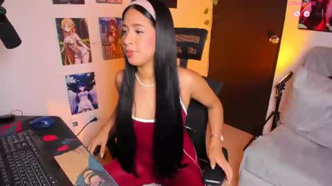 Snapshot of vickysth1 chatting on June 2026 12:52:02 AM VICTORIA 3 online show from June 2026 12:52:02 AM