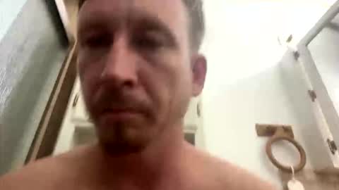 Snapshot of vicrobertson595 chatting on October 2025 06:06:02 AM vicrobertson595 online show from October 2025 06:06:02 AM