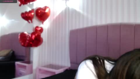 Snapshot of victoria017 chatting on February 2025 04:18:02 AM Victoria  online show from February 2025 04:18:02 AM