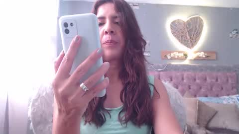 Snapshot of victoria25_meester chatting on December 2024 01:28:01 PM Hi guys Im victoria Be the one who can control me in PVT online show from December 2024 01:28:01 PM
