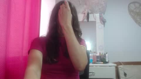 Snapshot of victoria25_meester chatting on January 2025 06:09:02 PM Hi guys Im victoria Be the one who can control me in PVT online show from January 2025 06:09:02 PM