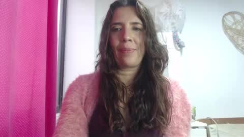 Snapshot of victoria25_meester chatting on January 2025 09:58:01 PM Hi guys Im victoria Be the one who can control me in PVT online show from January 2025 09:58:01 PM