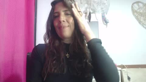 Snapshot of victoria25_meester chatting on January 2025 09:26:02 PM Hi guys Im victoria Be the one who can control me in PVT online show from January 2025 09:26:02 PM