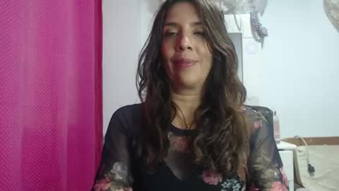 Snapshot of victoria25_meester chatting on February 2025 09:29:01 PM Hi guys Im victoria Be the one who can control me in PVT online show from February 2025 09:29:01 PM
