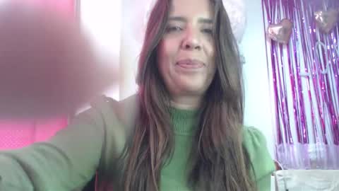 Snapshot of victoria25_meester chatting on February 2025 04:25:02 PM Hi guys Im victoria Be the one who can control me in PVT online show from February 2025 04:25:02 PM