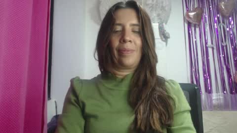 Snapshot of victoria25_meester chatting on February 2025 10:26:02 PM Hi guys Im victoria Be the one who can control me in PVT online show from February 2025 10:26:02 PM